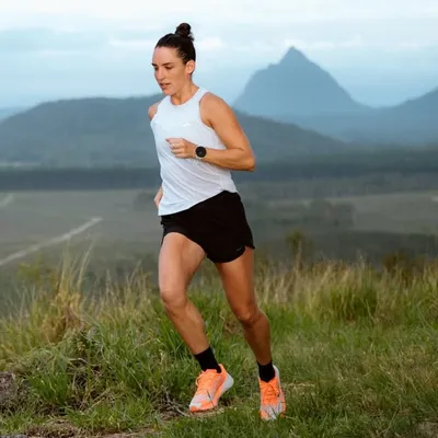 JACQUI BELL profile