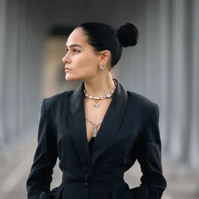 J A D E B R D profile