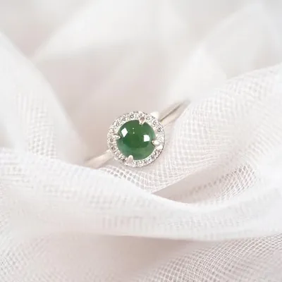 Jadeitebyurbanstone profile
