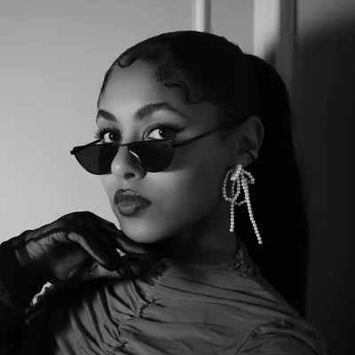 JADE PEARL | Artist & Creative Director profile