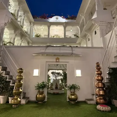 Jagat Niwas Palace / Dev Niwas profile