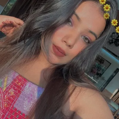 jainy jain profile