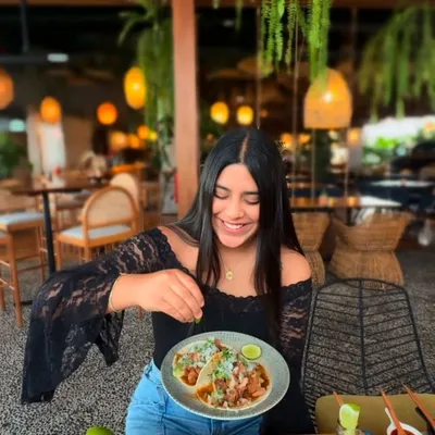 Steph | Foodie • Viajes • Planes profile
