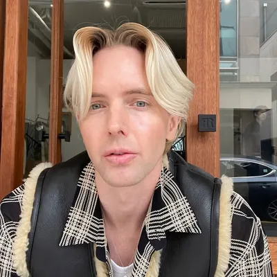 JAMES DYKES | Fashion Stylist in Seoul profile