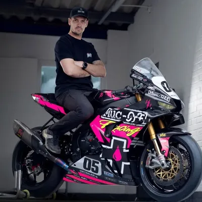 James Hillier profile