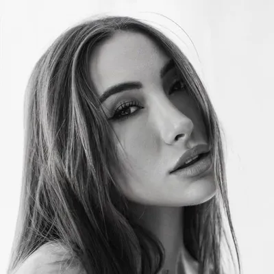 Jamie Lyn Rin profile