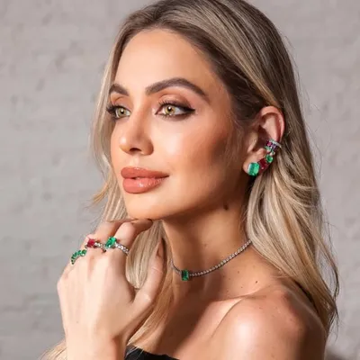 Janaina Alvarenga Amato profile