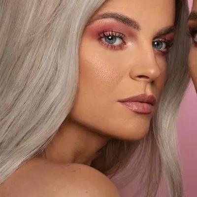 Jana Janina | Model & Creator profile
