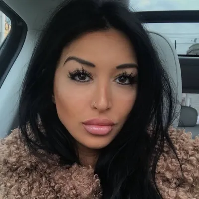 janayenaynay profile