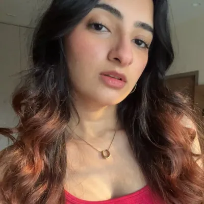 JANEESSA LAKHANI profile