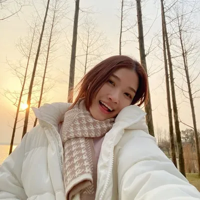 janet 依 静 profile