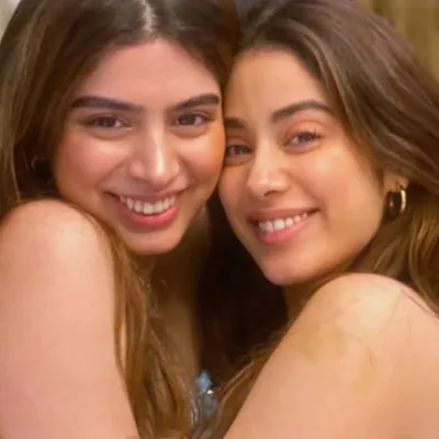Janhvi & Khushi Kapoor ❤ profile