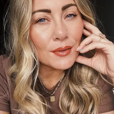 Janine Deanna profile