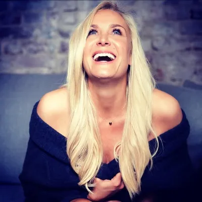 Janine Kunze profile