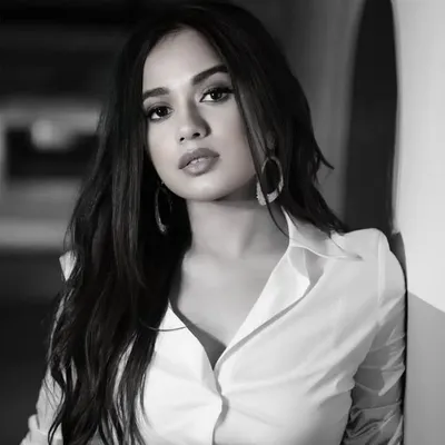Jannat Zubair Rahmani profile