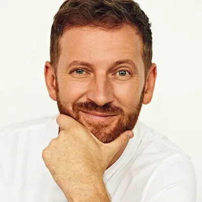 Miro Jaros profile