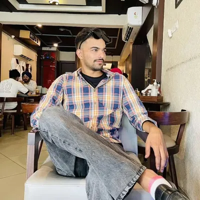 ♠️ਜਸ਼ਨ ਬੋਪਾਰਾਏ♠️ profile