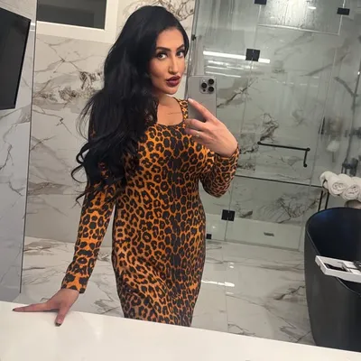 Jasmin Kaur Brar profile