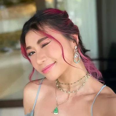 rosie nguyen profile