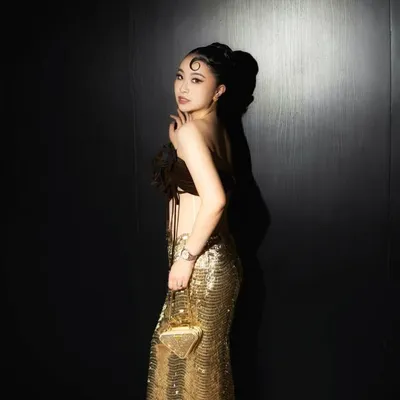 Jasmine Samali W profile