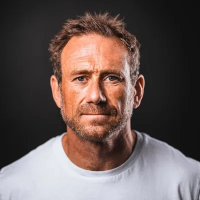 Jason Fox profile