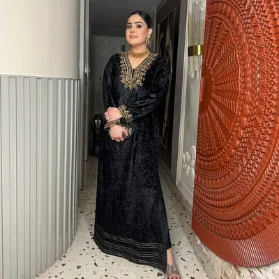 Jasmine Pruthy Makeovers / Bridal makeup artist profile
