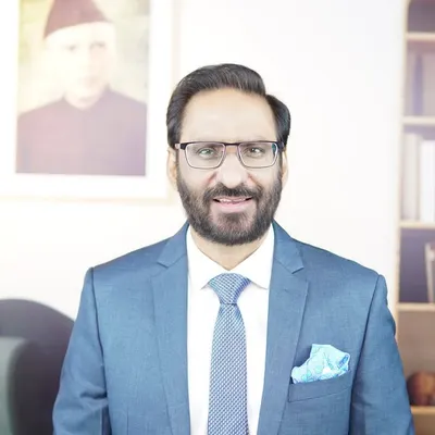Javed Chaudhry profile