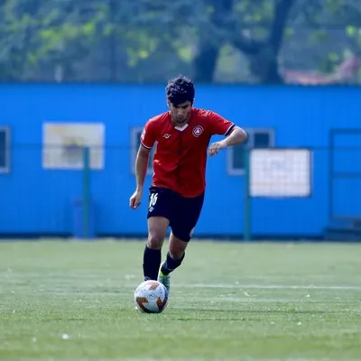 Jayraj Ghelani || Football + Wellness profile