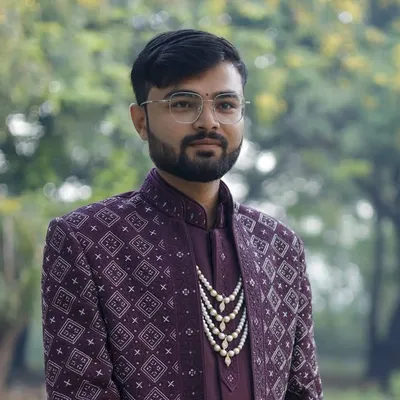 Jay Mungra profile