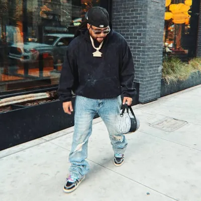 J • C A S T L E ⚡️🏰 profile