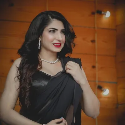 Jeena Khan profile