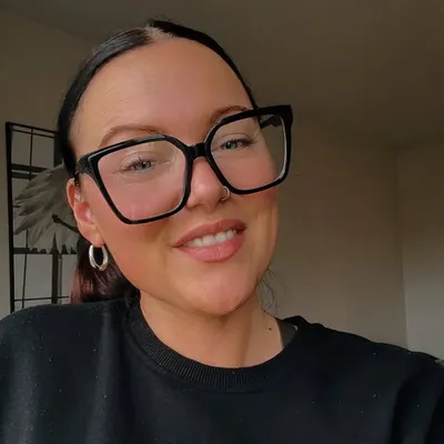 Jenny profile