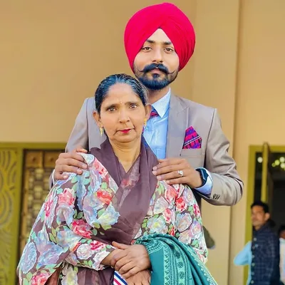 JELLY PARDHAN 🦅 profile
