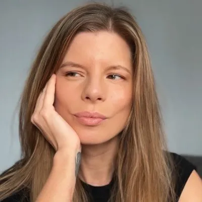 Jennifer profile