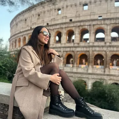 Jen MuZa profile