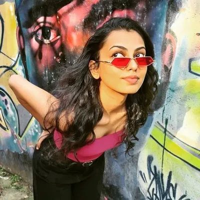 Jennyta Santosh🐾 profile