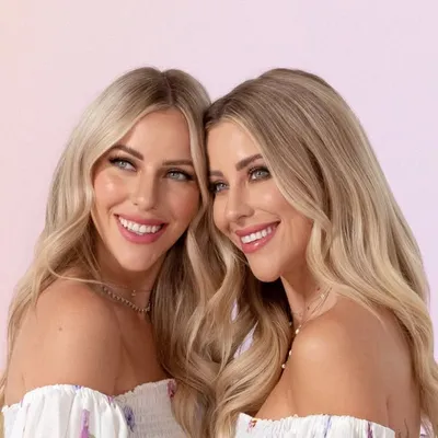 Jenna + Ashley ๐ฏโโ๏ธ profile