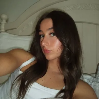 Jenna Saretsky profile
