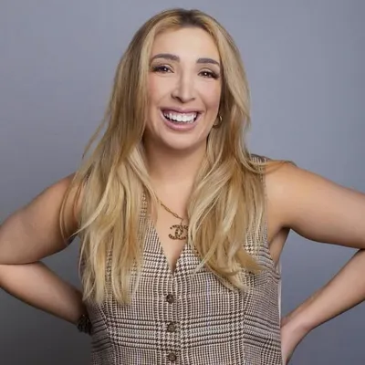 Jennerally Speaking profile