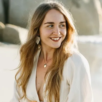 Jenni | Personal Branding | Business profile