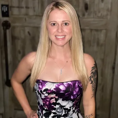 Jenni profile