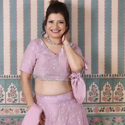 Jennifer Mistry Bansiwal🧚‍♀️♾ profile