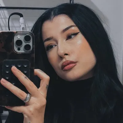 J E N N profile