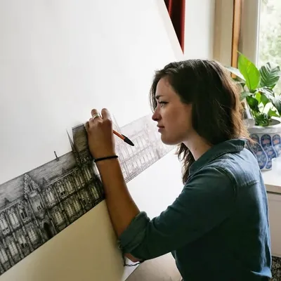 Jennifer Court profile