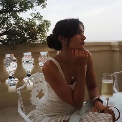 Jennifer Martínez profile