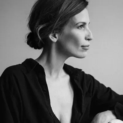 Jennifer Moher | Toronto Wedding Photographer profile