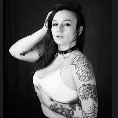 RUDEGIRL ๐ธ profile