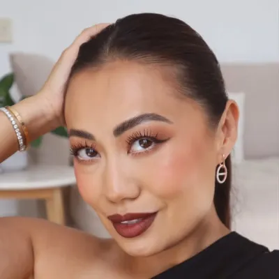 JENNY LIU-JONES profile