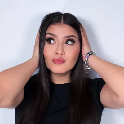 Jennifer Muñoz profile