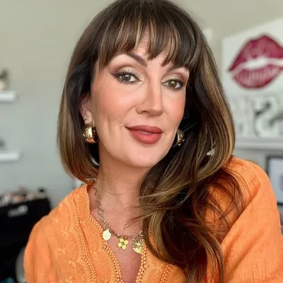 Jennifer Duvall โฐ ๐ธ๐๐ธ JennySue Makeup profile